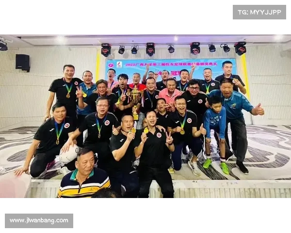 周睿羊速胜陈笑天 华东师大校友队升甲关键战图集 周睿羊速胜陈笑天 华东师大校友队升甲关键战图集